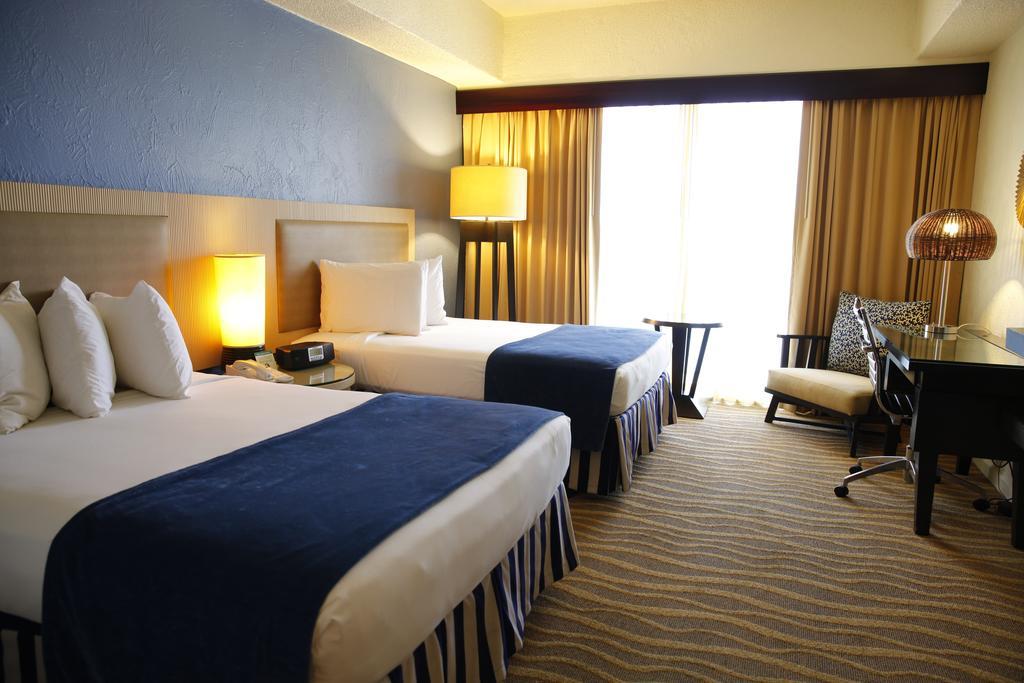 שארלוט אמלי Windward Passage Hotel מראה חיצוני תמונה