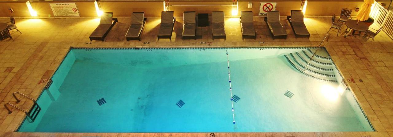 שארלוט אמלי Windward Passage Hotel מראה חיצוני תמונה