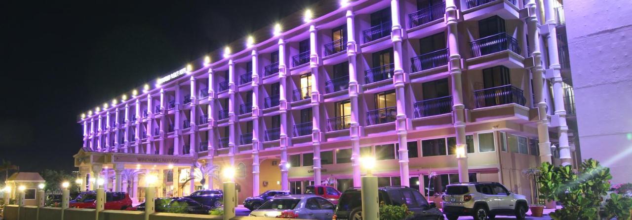 שארלוט אמלי Windward Passage Hotel מראה חיצוני תמונה